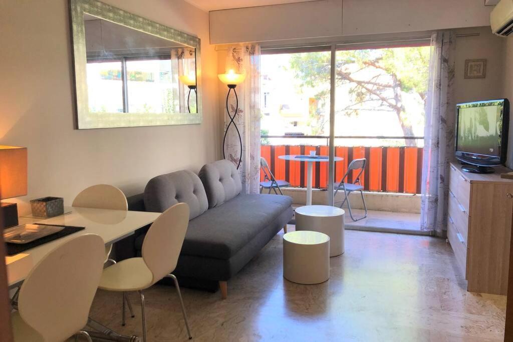 Apartment 2 pièces Cannes Centre Extérieur photo